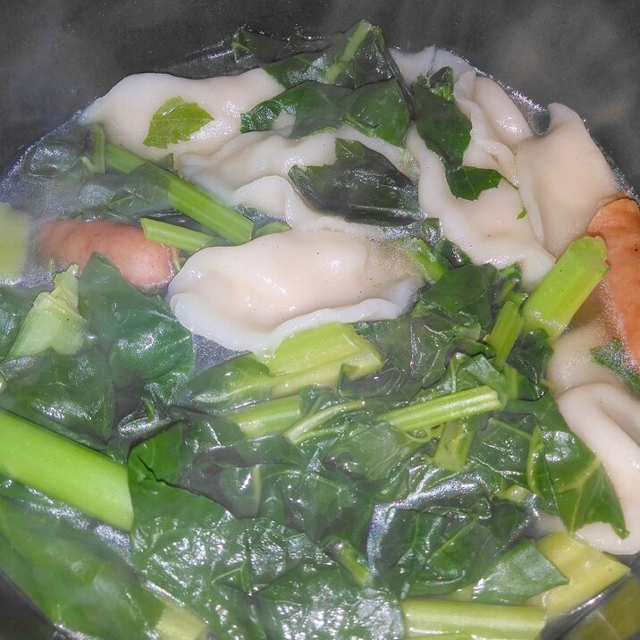 かき菜と水餃子のスープ